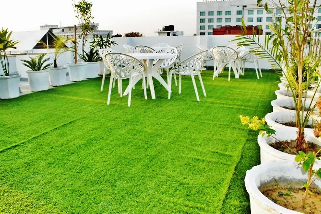 The Raj Vilas Agra  3*, Agra (Uttar Pradesh)