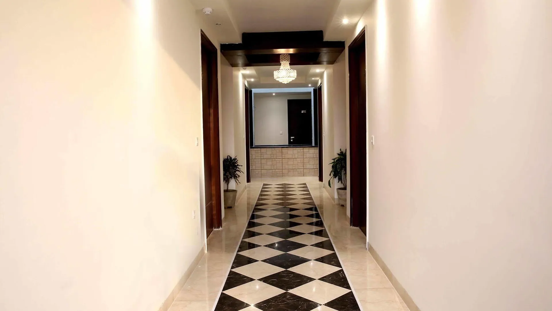 *** Hotel The Raj Vilas Agra  India
